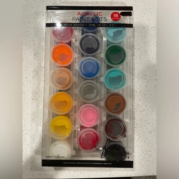 Fine Touch acrylics paint pots with brush 18 count - Picture 3 of 3